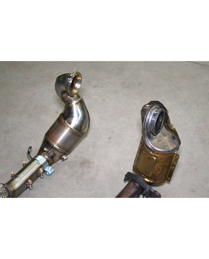 Downpipe con catalizzatore metallico